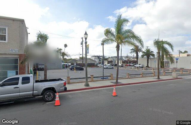 Street view of Huntington Beach, CA