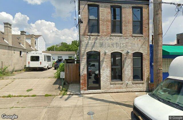 Street view of 1117 Logan Street, Louisville, KY